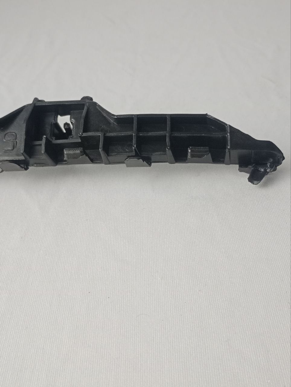 Guia Parachoque Dianteiro Esquerdo Honda City/HR-V 2014/2021 Novo