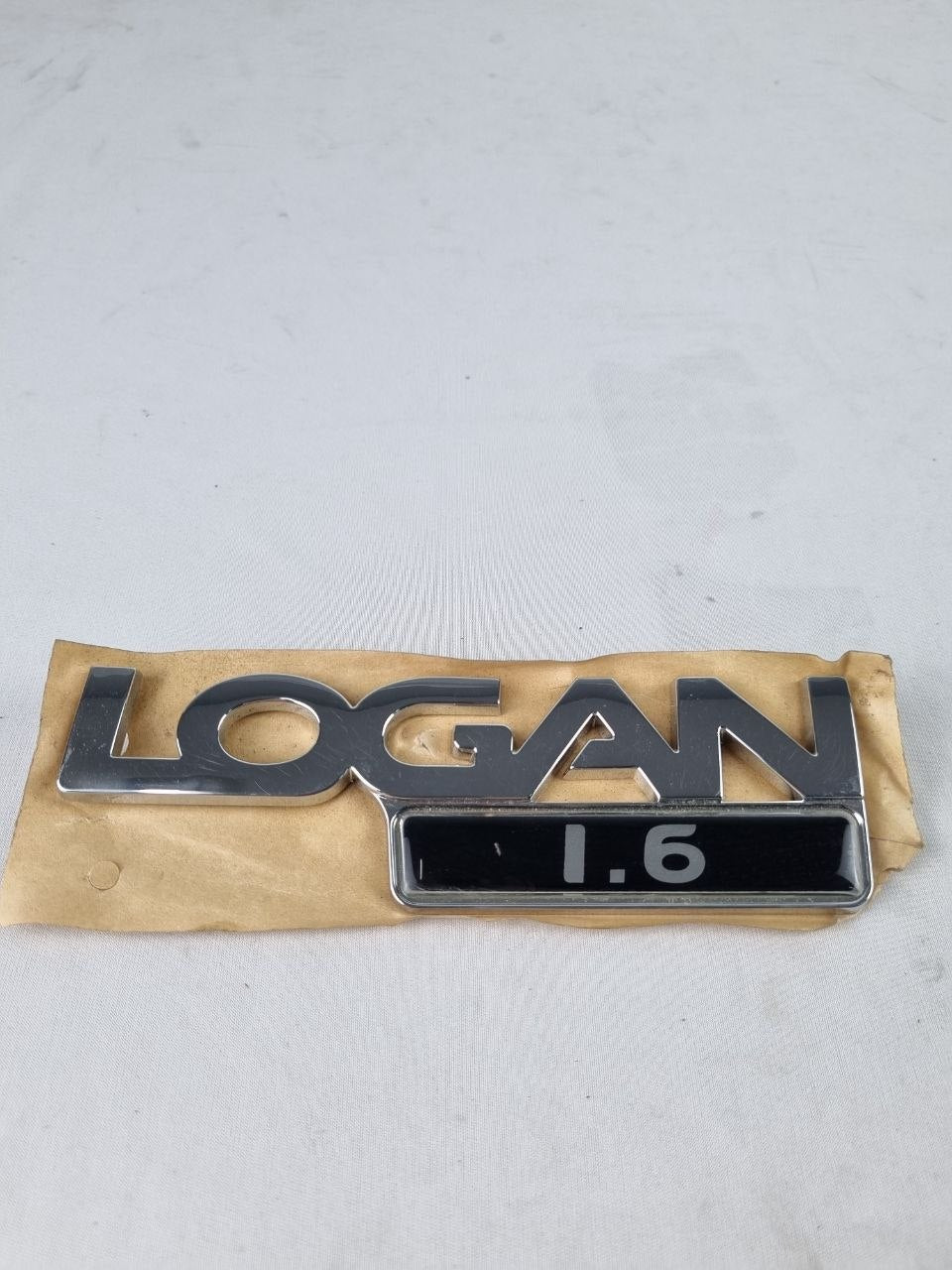 Emblema Tampa Tras Renault Logan 1.6 2007/2014