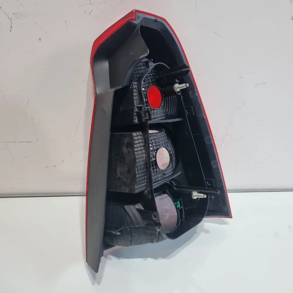 Lanterna Do Lado Esquerdo Renault Logan Modelos 2011/2014