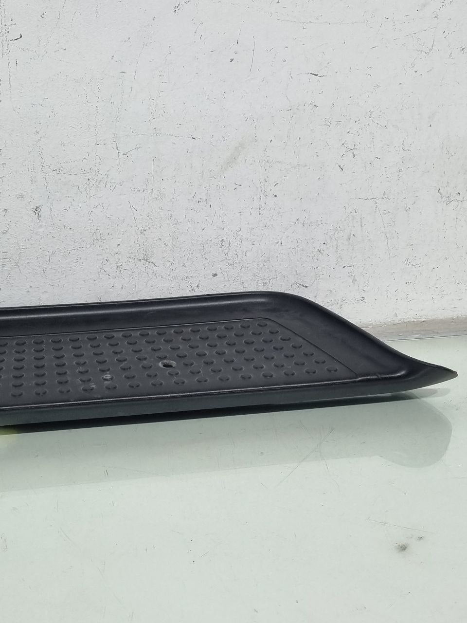 Pisante Parachoque Traseiro Volkswagen Amarok 2015/2019 Usado