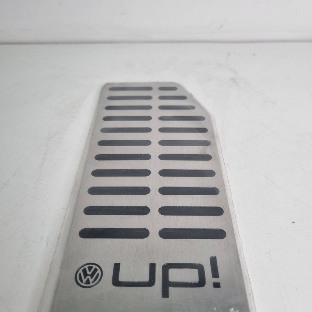 Descanso de Pé VW Up! 2014/2023 Novo