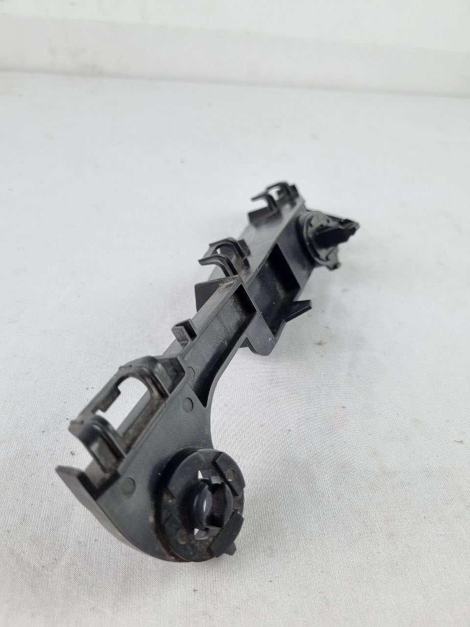 Suporte Guia Para-choque Diant Toyota Etios Cross 2013/2018