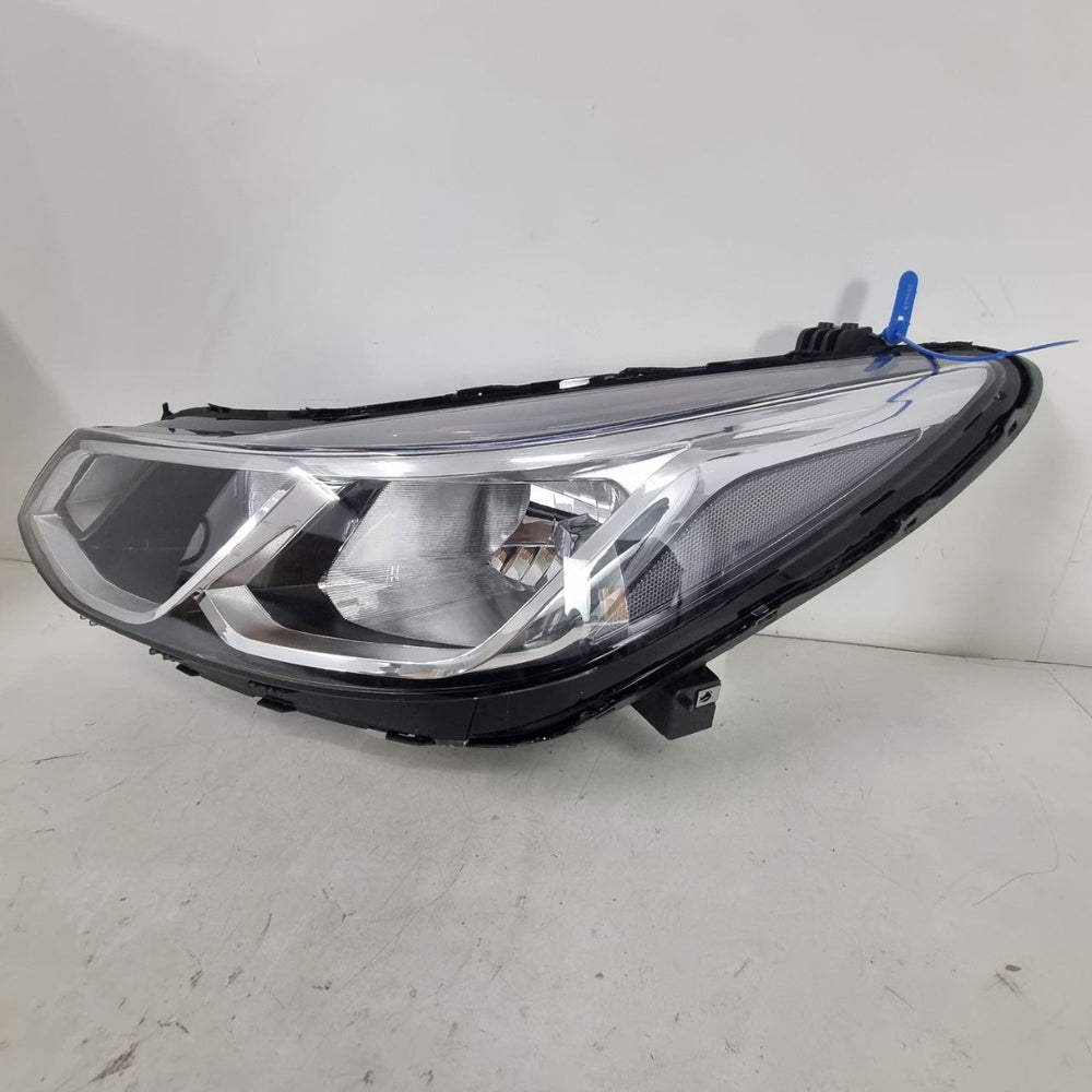 Farol Diant Esq Chevrolet Cruze 2016/2020