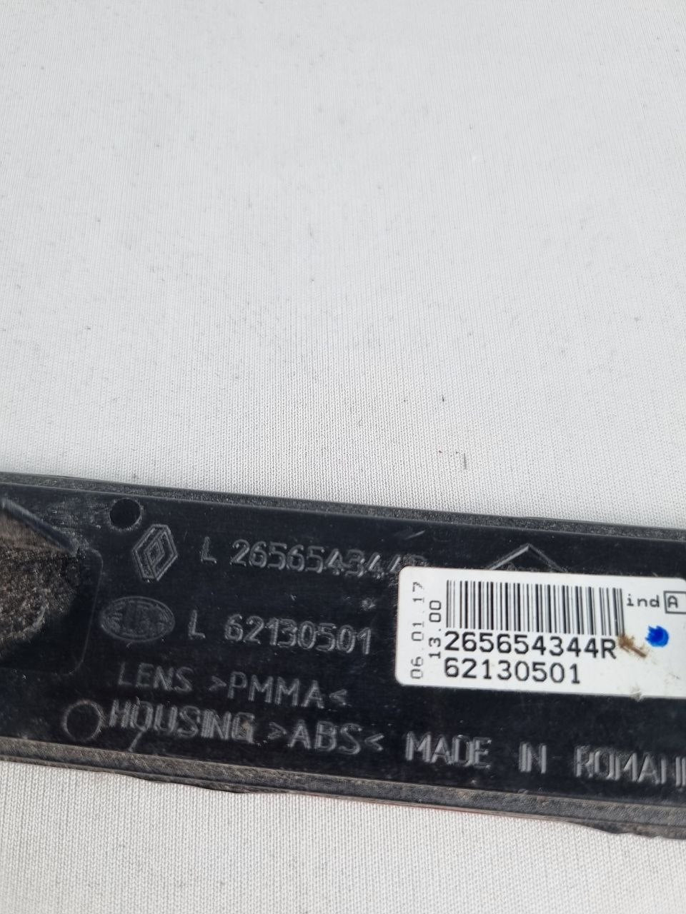 Refletor Para-choque Traseiro Direito Renault Duster 2012/2021 Novo