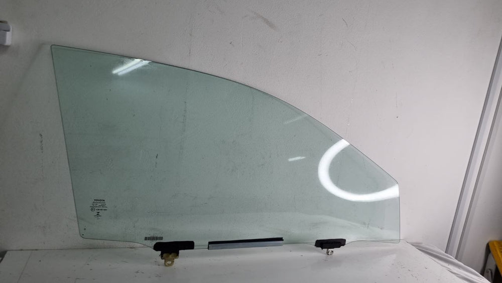 Vidro Porta Diant Dir Toyota Corolla 2014/2017