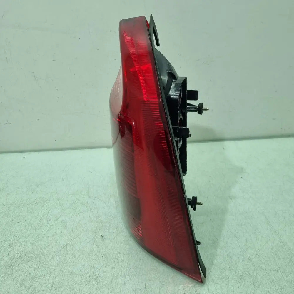 Lanterna Direita Chevrolet Corsa Sedan Rose 2007/2012