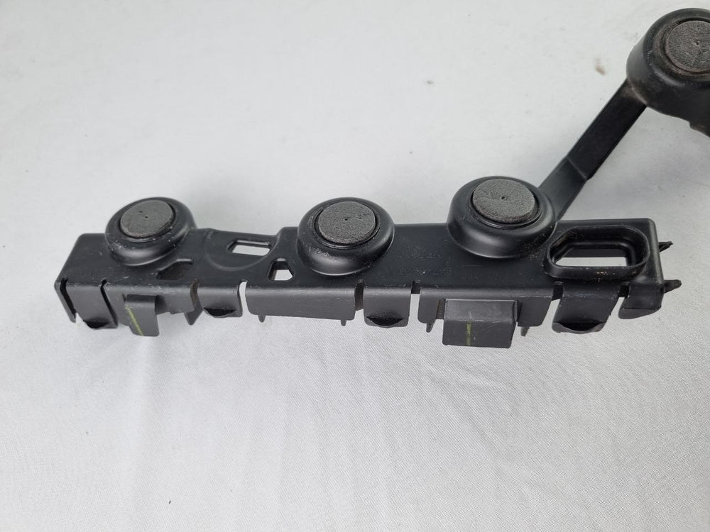 Suporte Para-choque Tras Dir Chevrolet Onix 2013/2019