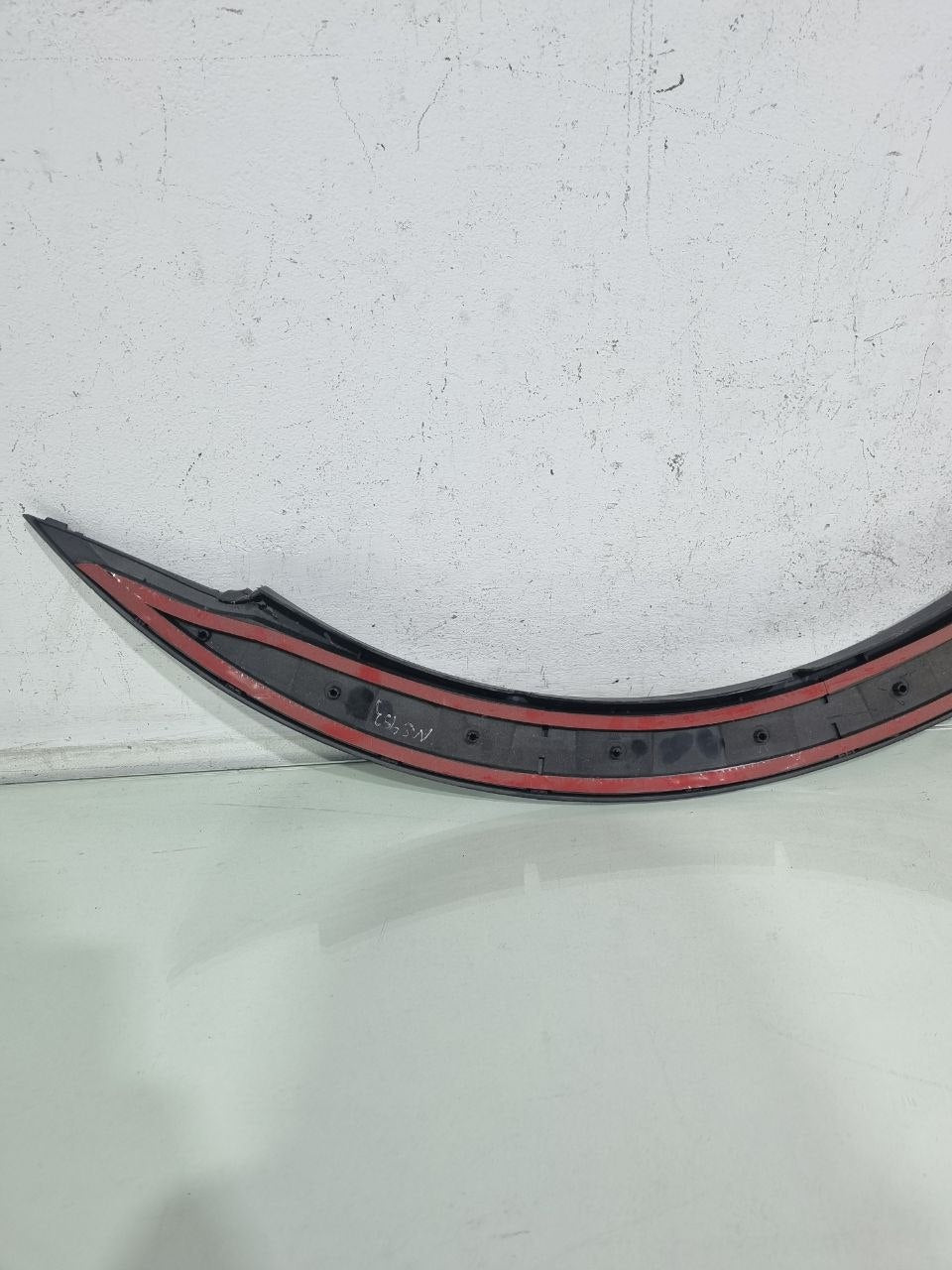 Moldura Parabarro Tras Dir Volkswagen CrossFox 2011/2014