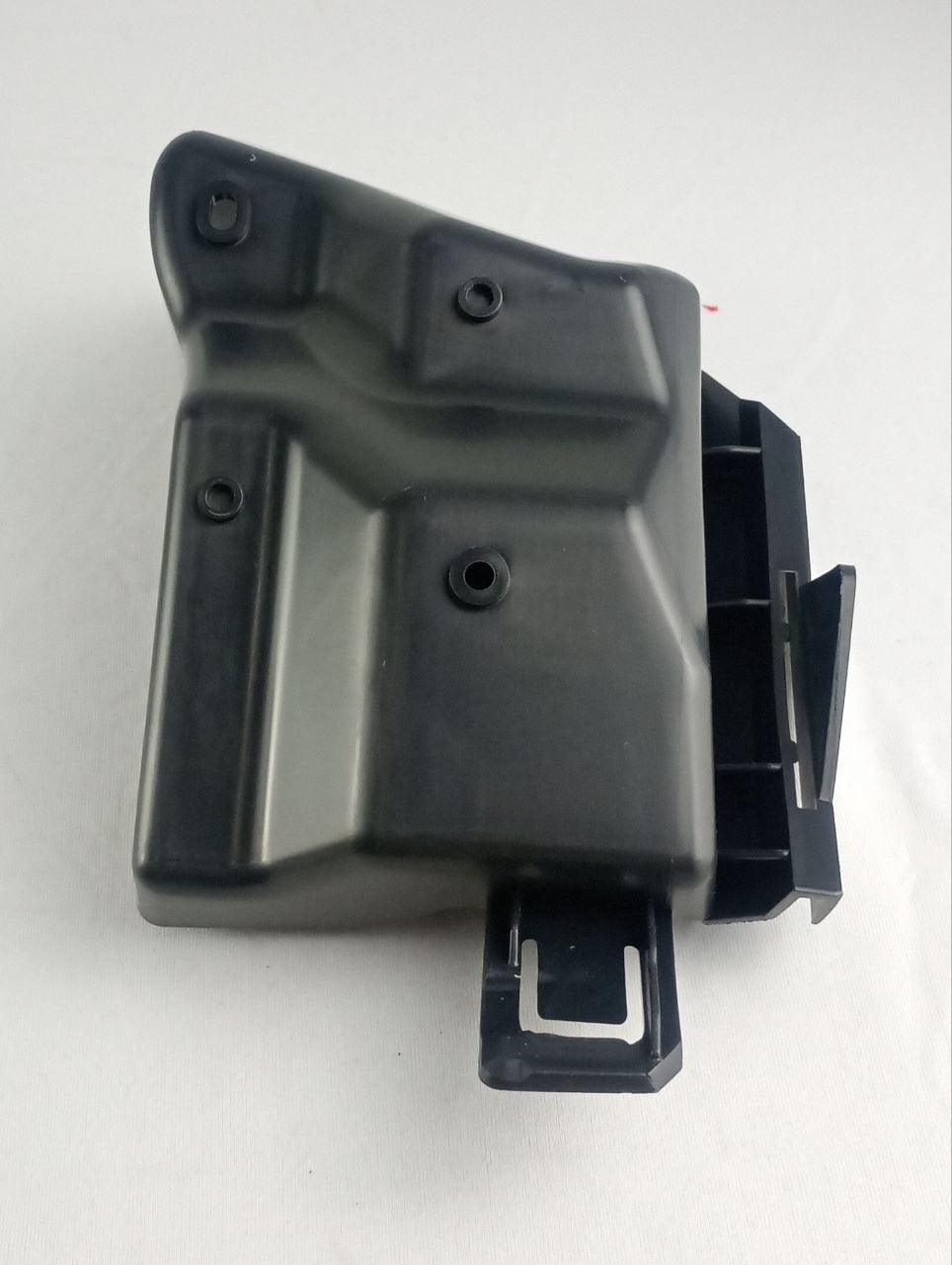 Suporte Para-Choque Traseiro Esquerdo Ford Focus 2014/2019 Novo