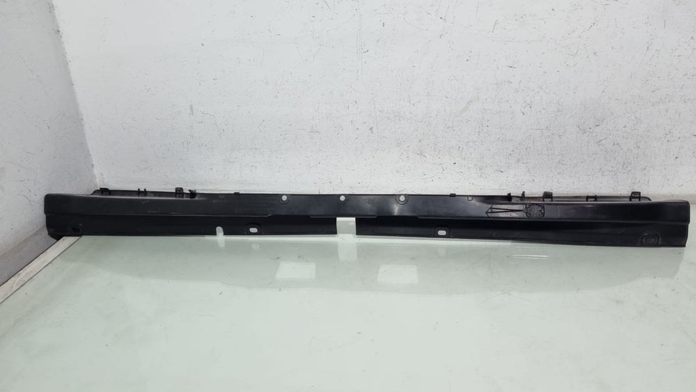 Pisante Parachoque Tras Volkswagen Amarok 2011/2017