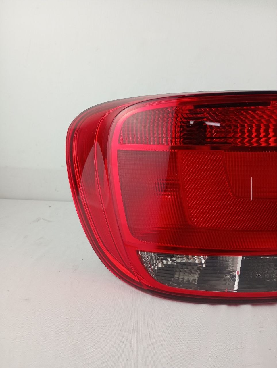 Lanterna Tras Esq Volkswagen Gol GVI 2013/2020