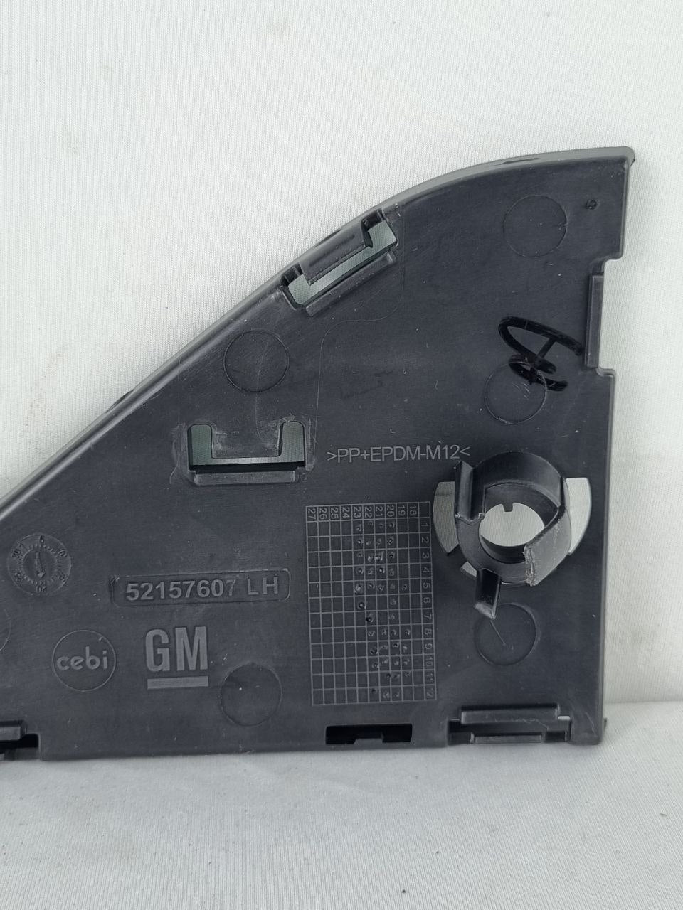 Moldura Retrovisor Diant Esq Chevrolet Onix/Prisma 2017/2021