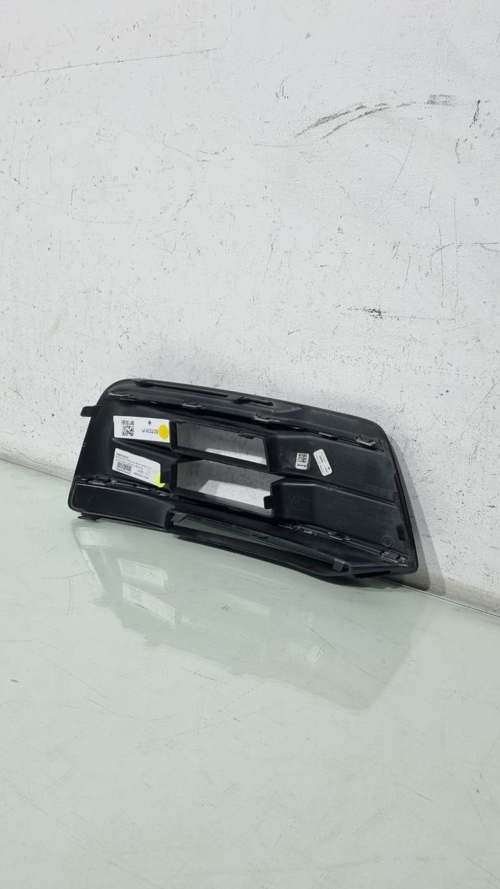 Moldura Farol de Milha Direita Audi Q5 2016/2018 Usado