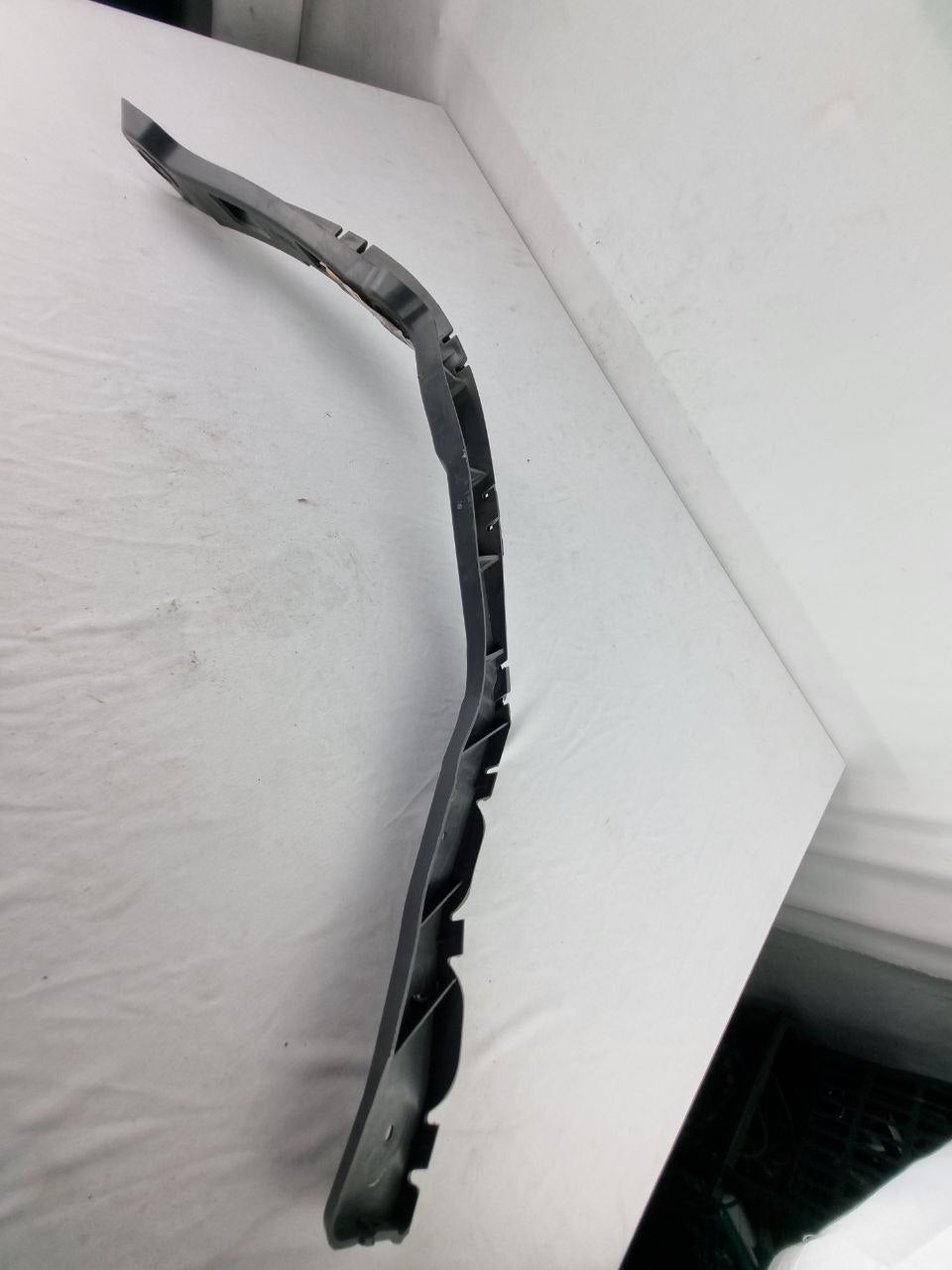 Suporte Guia Para-choque Tras Dir Chevrolet Prisma 2006/2012