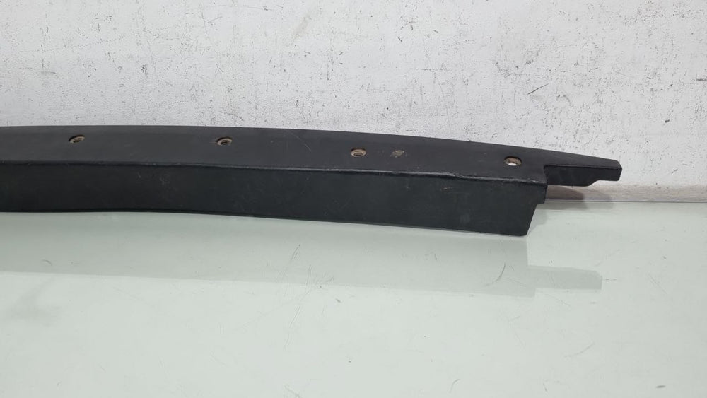 Moldura Superior Tampa Tras Fiat Strada 2020/2023