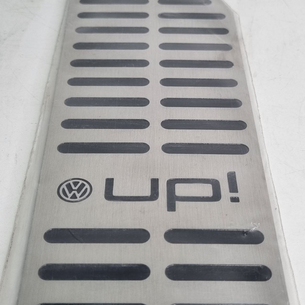 Descanso de Pé VW Up! 2014/2023 Novo