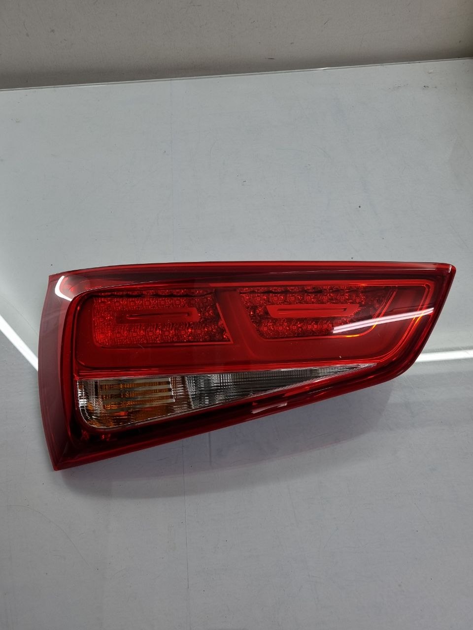 Lanterna Tras Esq Audi A1 2011/2014