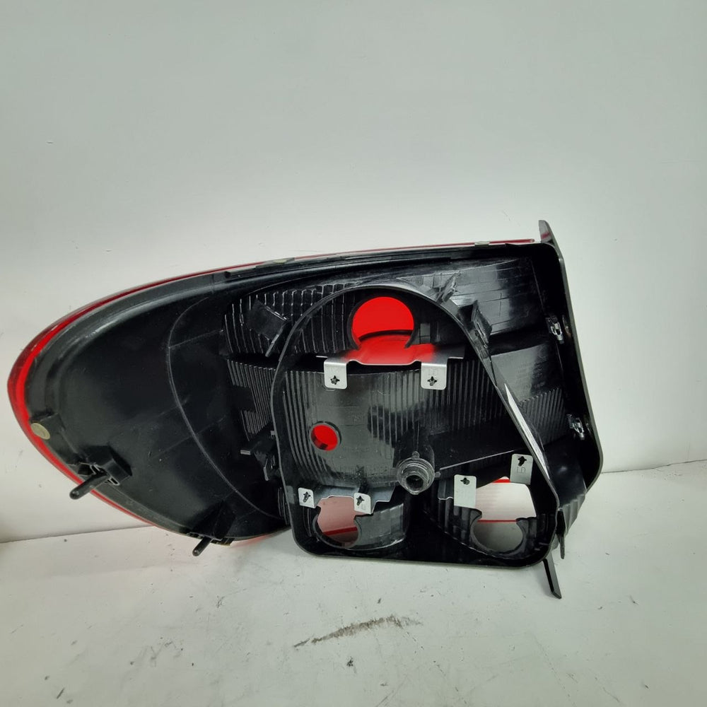Lanterna Tras Dir Volkswagen Gol GVI 2013/2016