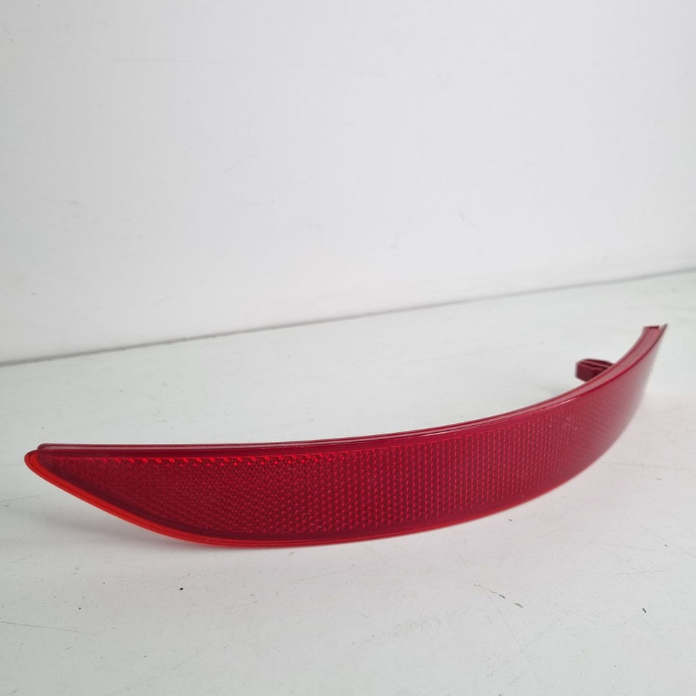 Refletor Tras Dir Parachoque Volkswagen Jetta 2015/2018