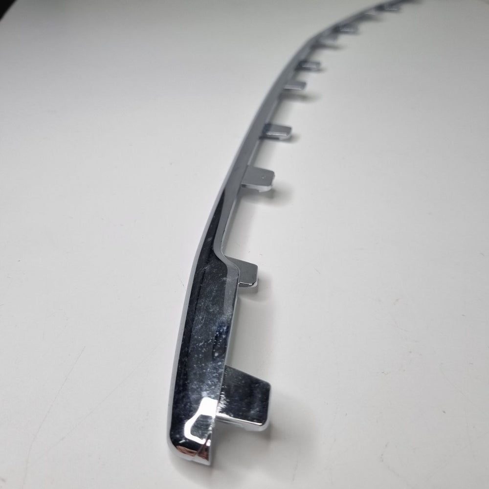 Friso Cromado Inferior Grade Dianteira Chevrolet Cruze 2012/2015 Novo