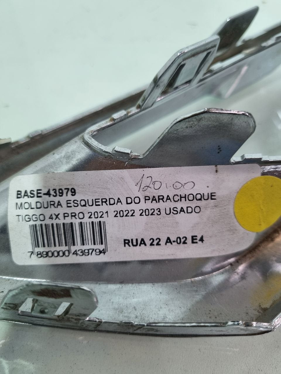 Moldura Parachoque Dianteira Esquerda Caoa Chery Tiggo 4X Pro 2021/2023 Usado