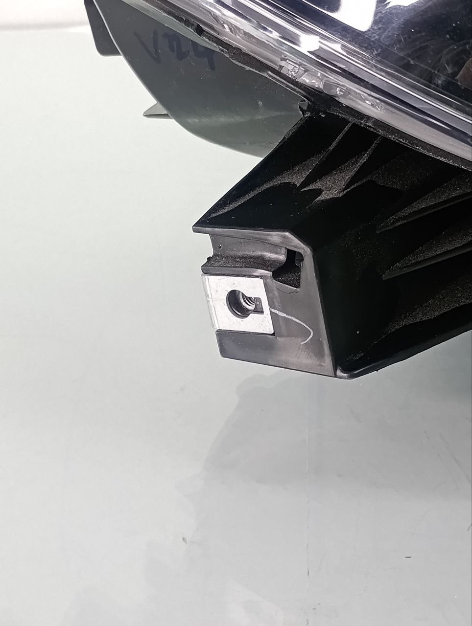 Farol Masca Negra Dianteiro Dir. Mitsubishi L200/triton