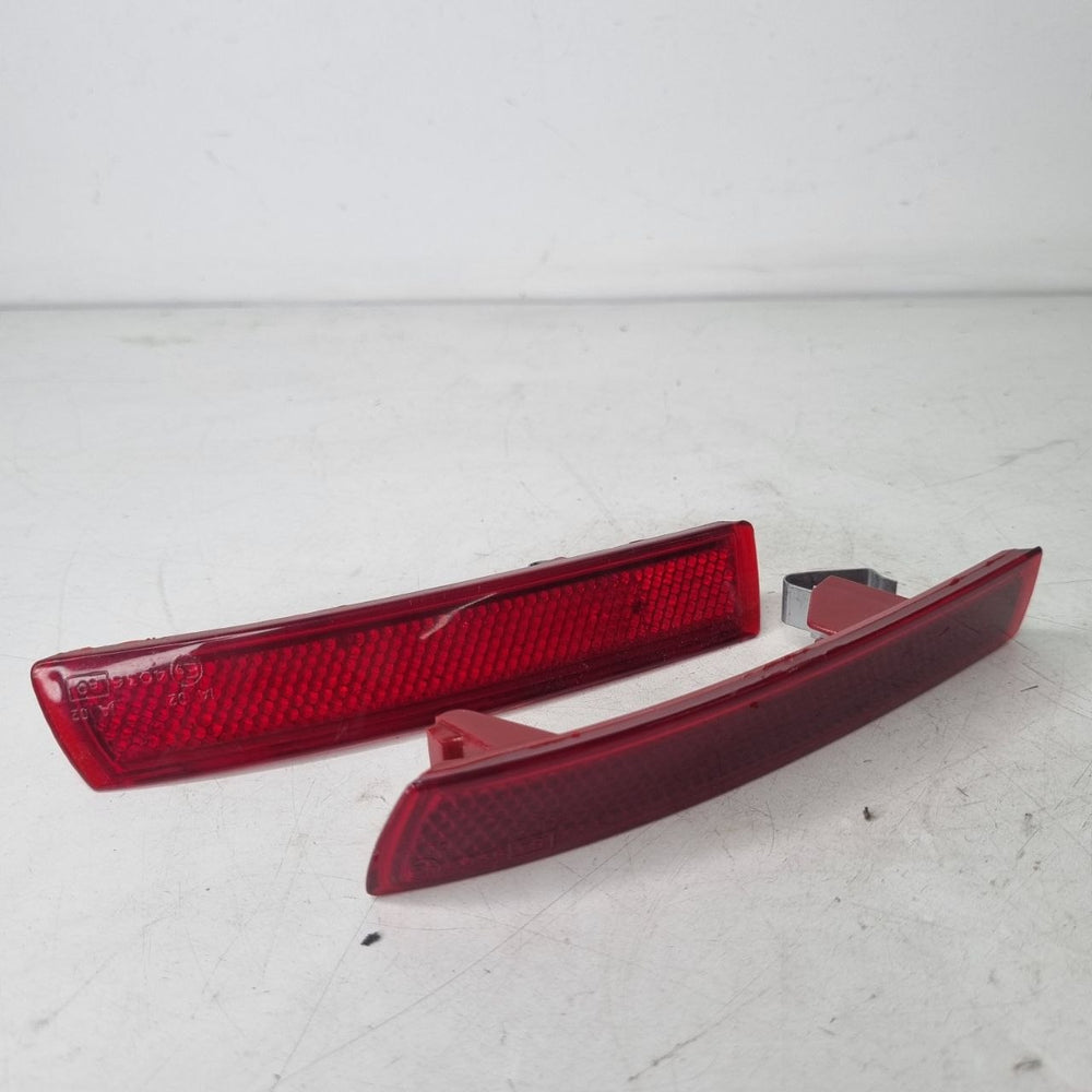 Par Refletor Tras Parachoque Fiat Palio 2004/2012