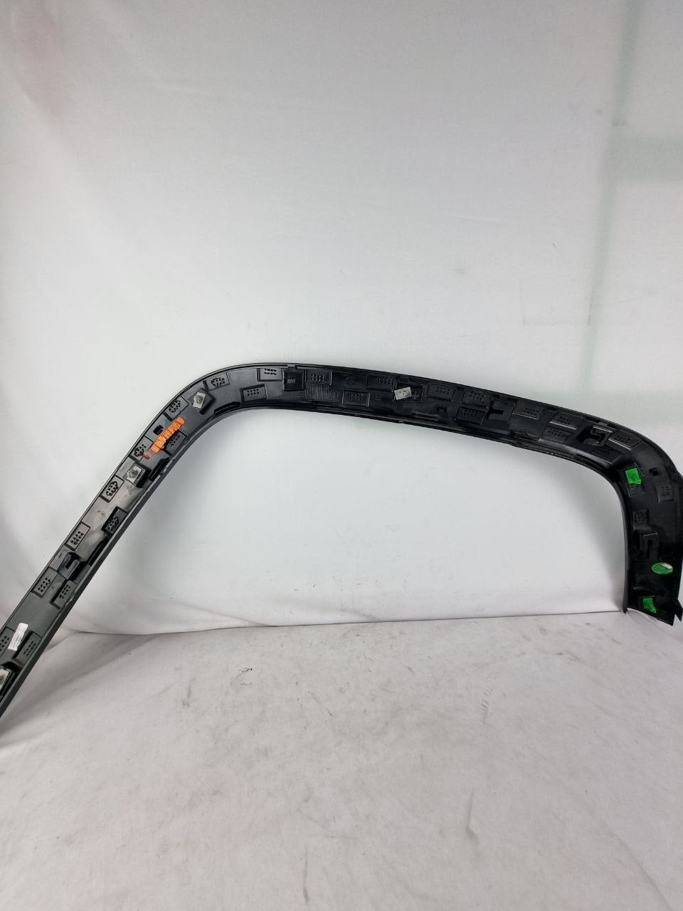 Moldura Paralama Traseiro Esquerdo Jeep Commander 2022/2025 Nova