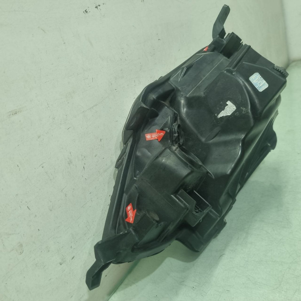 Farol Diant Dir Toyota Etios 2015/2019