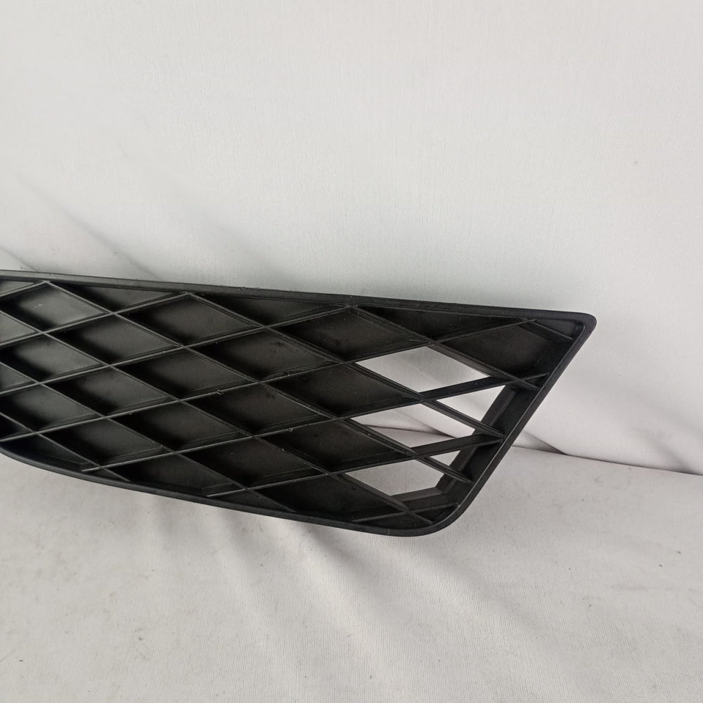 Grade Parachoque Dianteiro Direita Honda Civic 2009/2011 Nova
