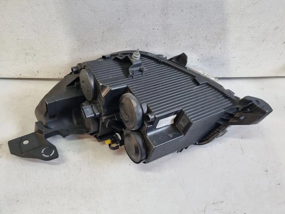 Farol Direito Sem Led Peugeot 208 2020/2024 Recuperado Orig.