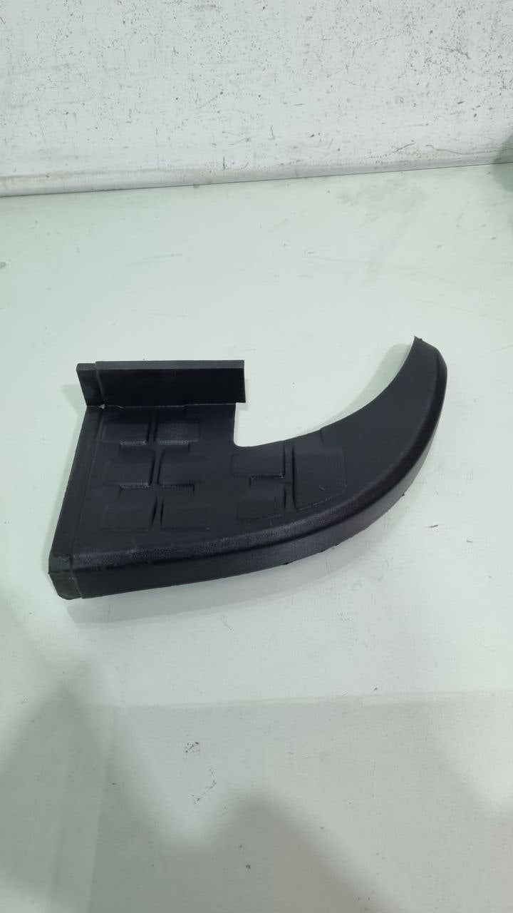 Pisante Soleira Tras Esq Chevrolet S10 2012/2024