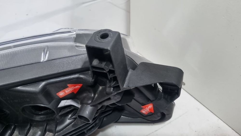 Farol Diant Esq Nissan Kicks 2022/2024