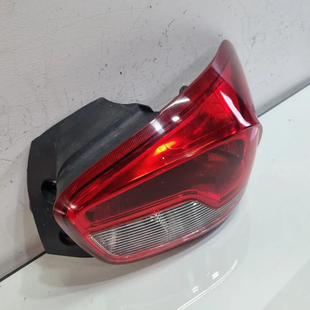 Lanterna Do Lado Direito Renault Kwid Modelos 2016/2021
