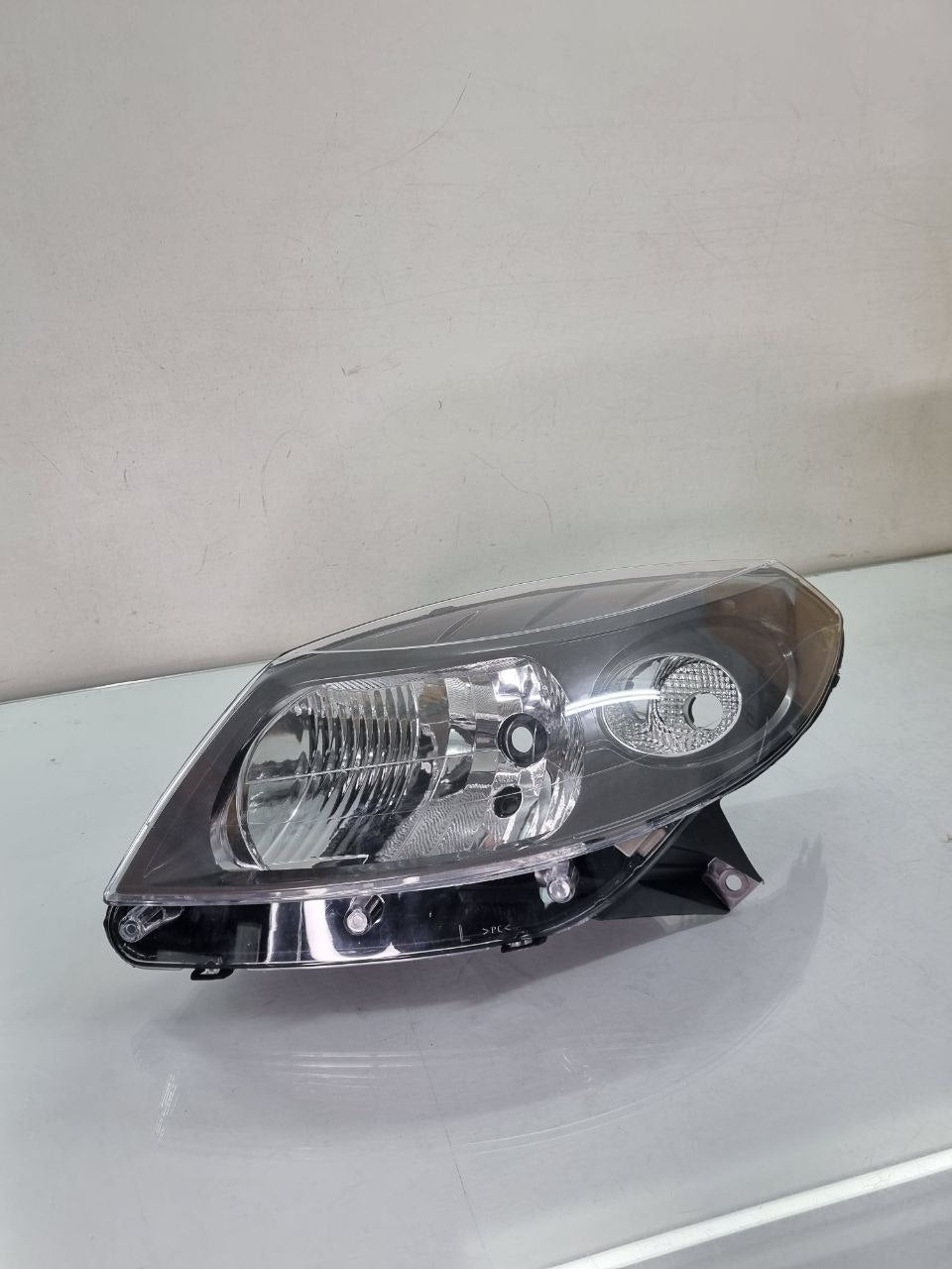 Farol Diant Esq Renault Sandero 2007/2012