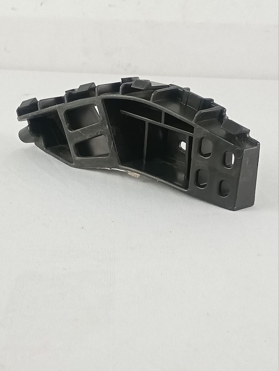 Suporte Guia Parachoque Dianteiro Volkswagen Polo 2012/2015 Novo
