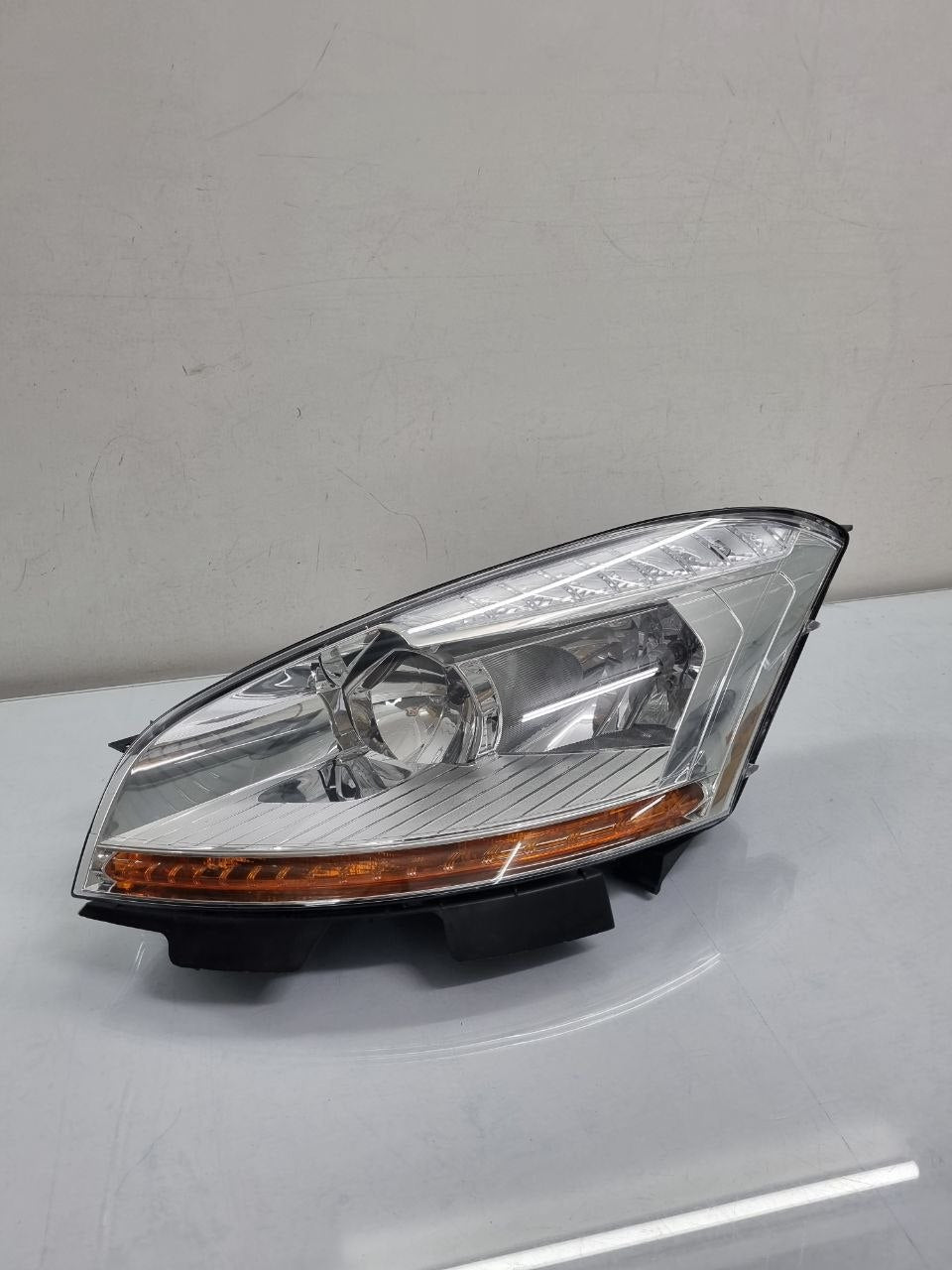 Farol Diant Esq Citroën C4 Picasso 2008/2014