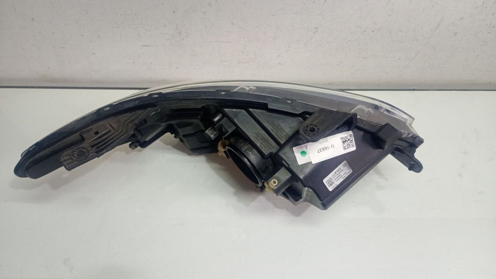 Farol lado esquerdo com léd Chevrolet onix 2017 a 2019