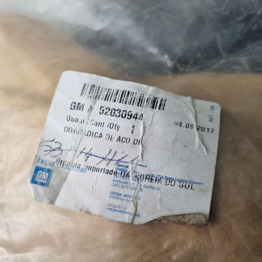 Dobradiça capo esquerdo da tampa traseira Cobalt 12/17