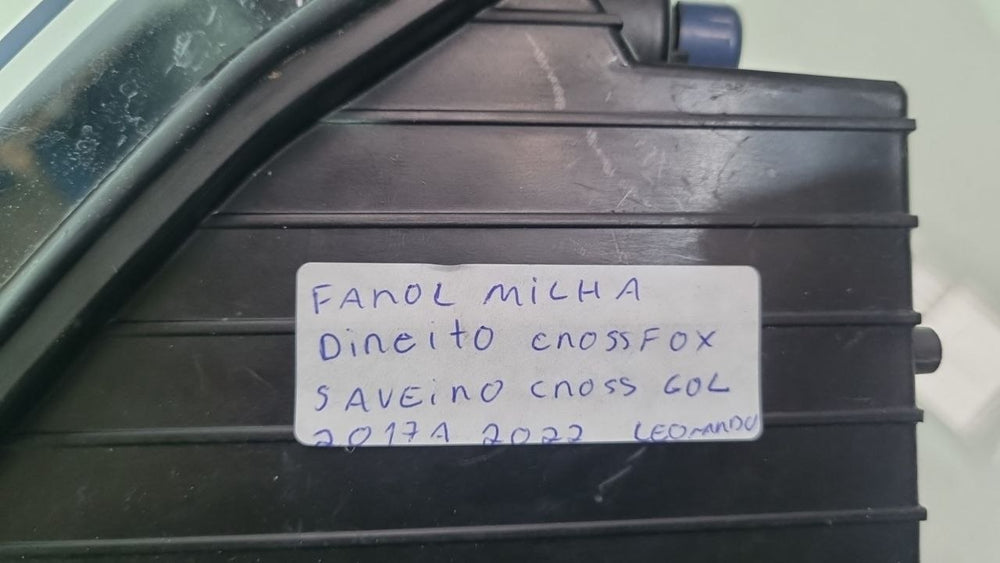 Farol Milha Direito VW CrossFox Saveiro Cross Gol 2017/2022 Usado