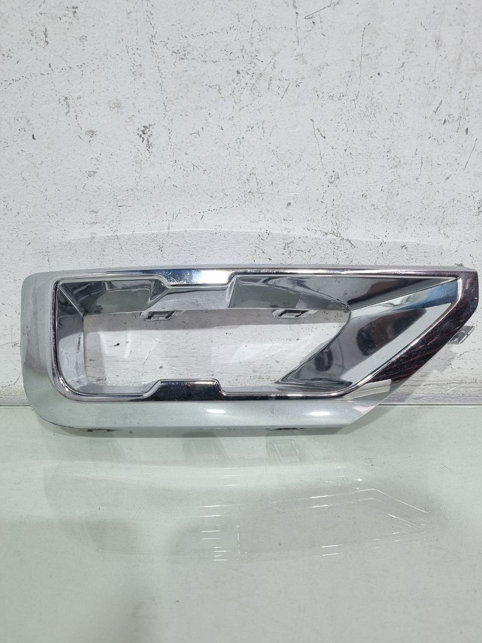 Moldura Parachoque Dianteira Esquerda Caoa Chery Tiggo 4X Pro 2021/2023 Usado