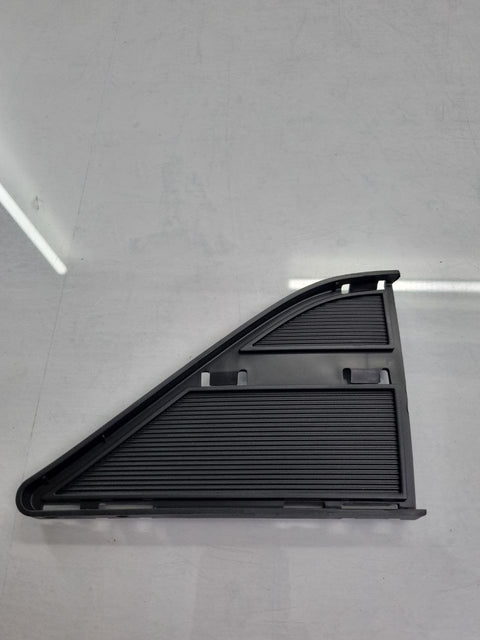 Tampa Grade Para-choque Dianteiro Direita Chevrolet Onix Prisma 2017/2021 Nova