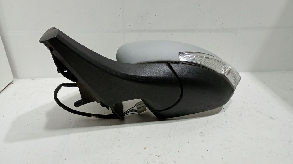 Retrovisor Lateral Esquerdo Fiat Argo Cronos 2017/2026 Usado