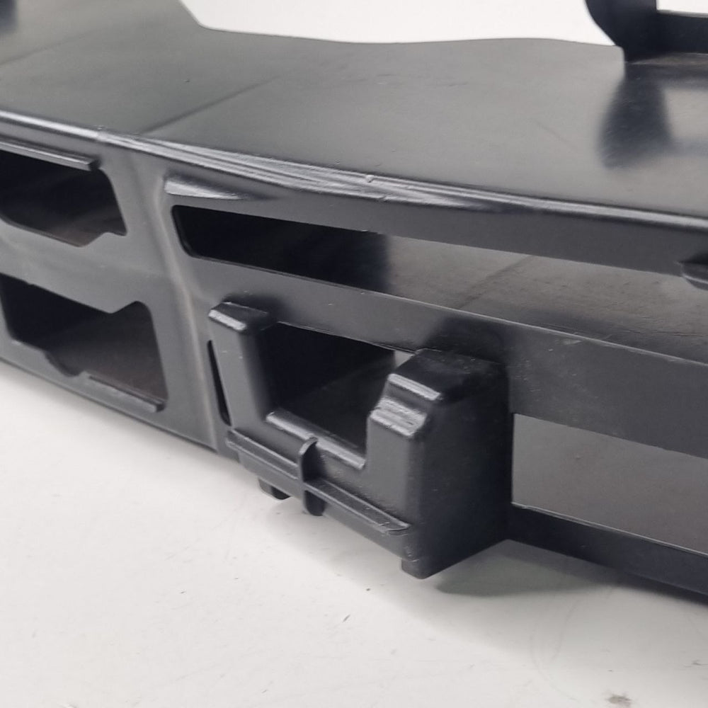 Absorvedor de Impacto Dianteiro Esquerdo Renault Duster 2016/2019 Usado