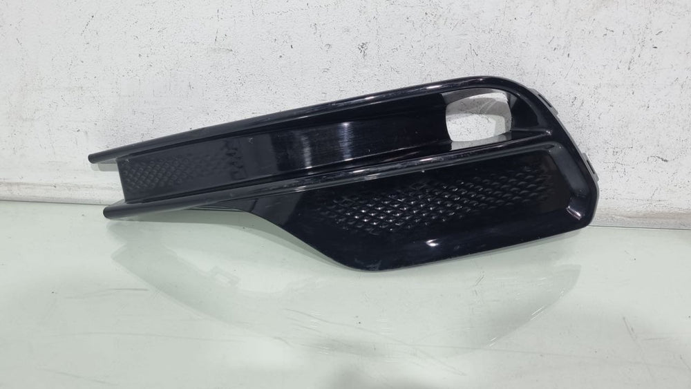 Moldura Farol Milha Esq Jeep Compass 2022/2024