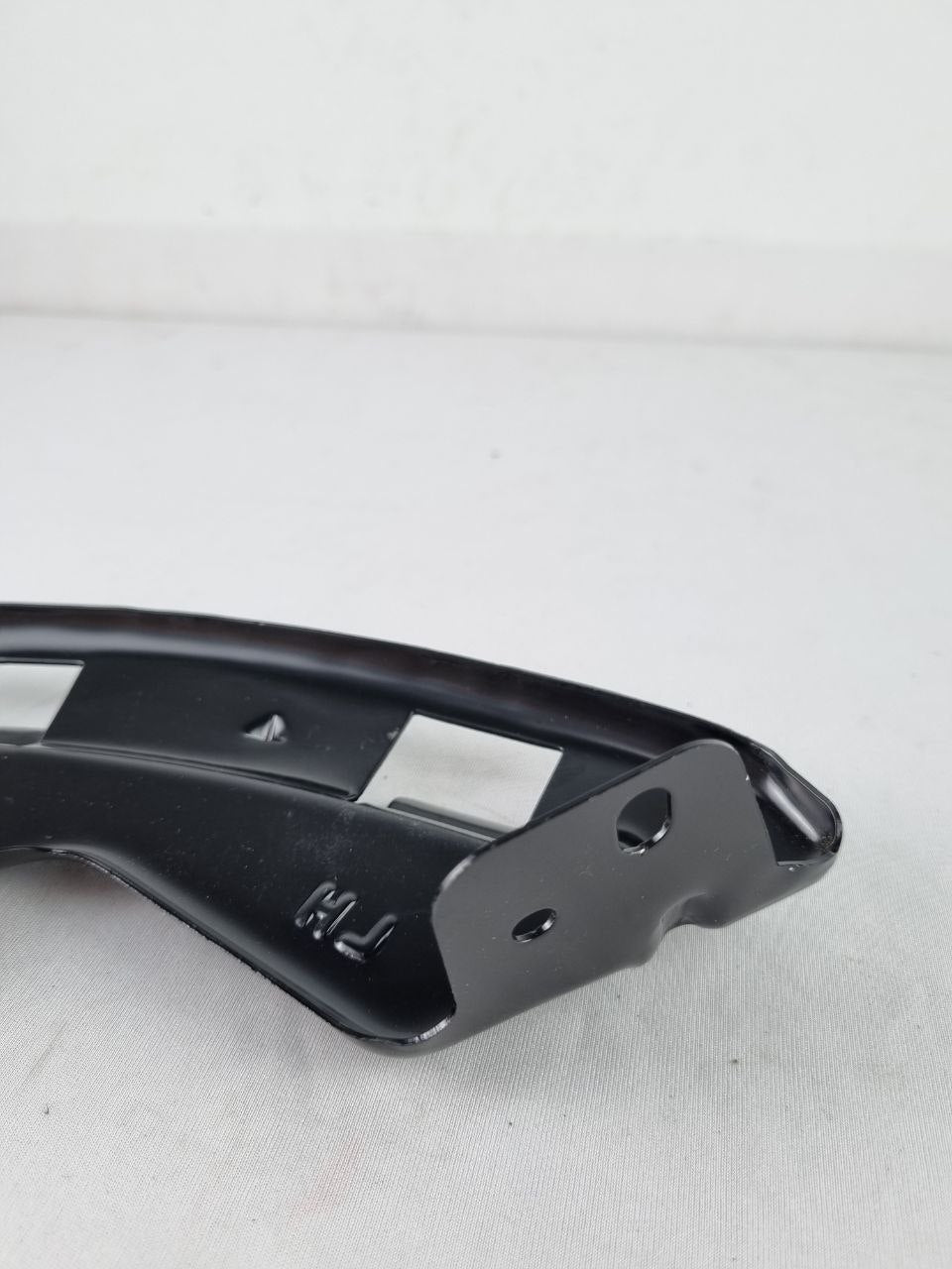 Suporte Para-choque Diant Esq Hyundai ix35 2010/2016