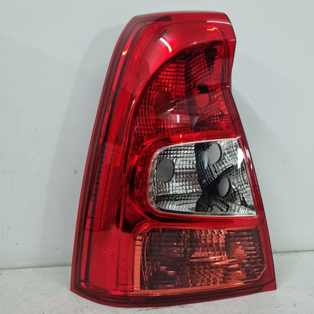 Lanterna Tras Esq Renault Logan 2010/2013