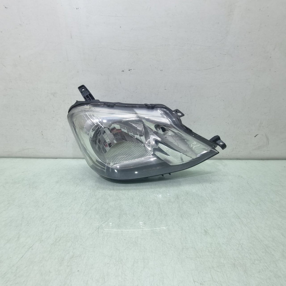 Farol Diant Dir Toyota Etios 2015/2019
