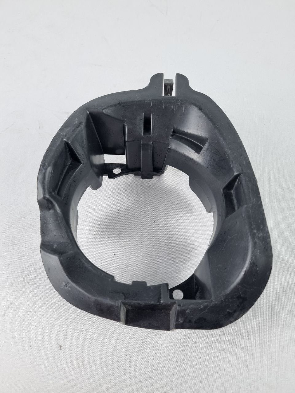Suporte Farol Milha Esq Renault Clio Duster Sandero 2007/2013