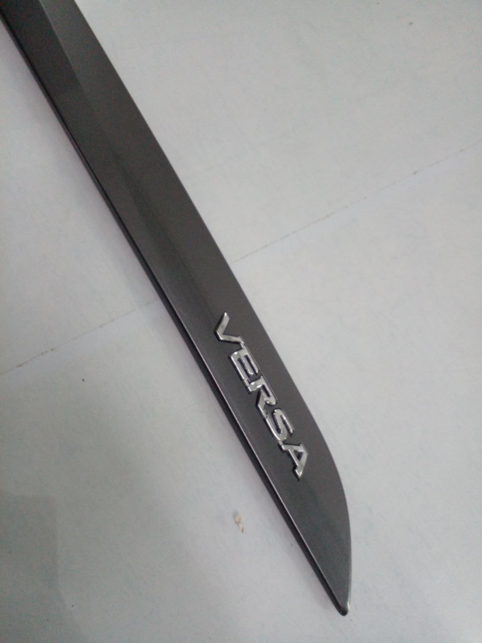 Friso Lateral Porta Nissan Versa 2011/2020 Novo